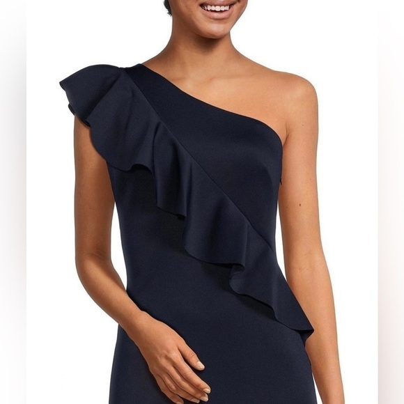 NWT Jessica Howard Sleeveless One Shoulder Ruffle Scuba Sheath Gown - Picture 1 of 12